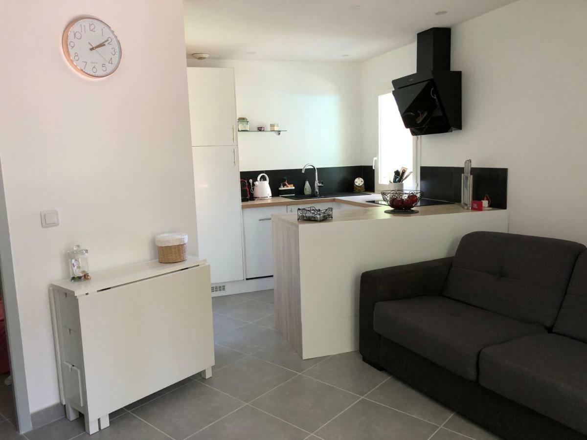 Mazet « Domaine De La Pinede » Apartment Льо Лаванду Екстериор снимка