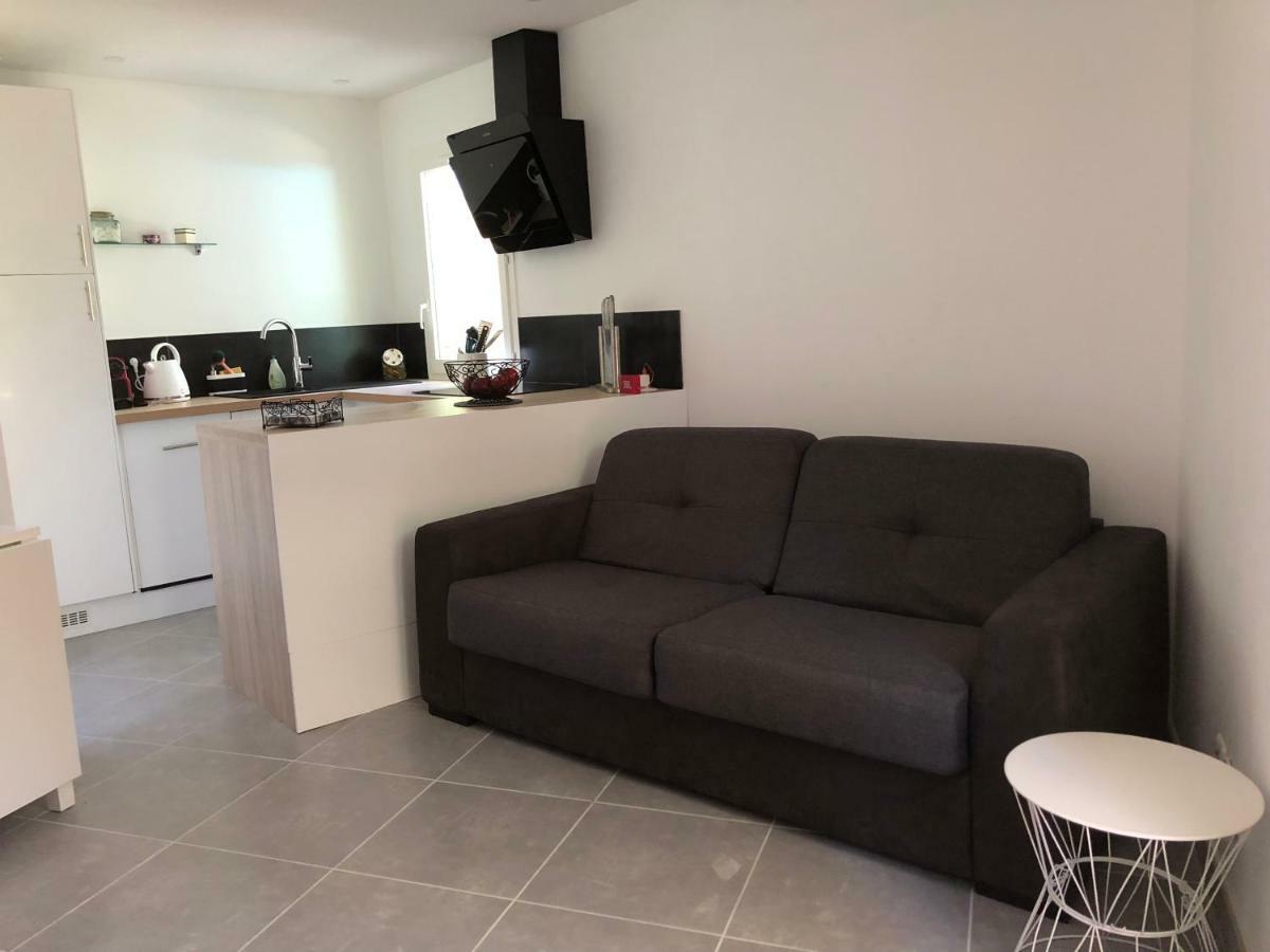 Mazet « Domaine De La Pinede » Apartment Льо Лаванду Екстериор снимка